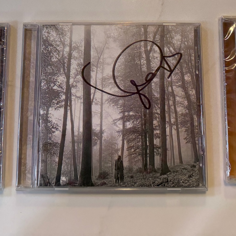 Signed Folklore